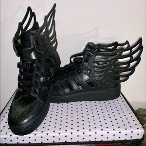 Adidas Jeremy Scott Wings 2.0 Cut Out Sneaker 🔥🔥